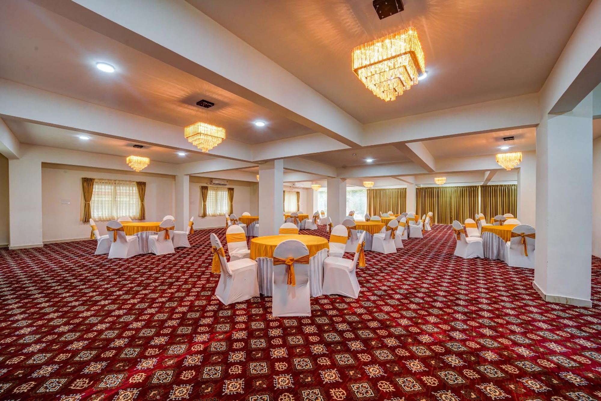 The Emerald Inn Bangalore Ngoại thất bức ảnh