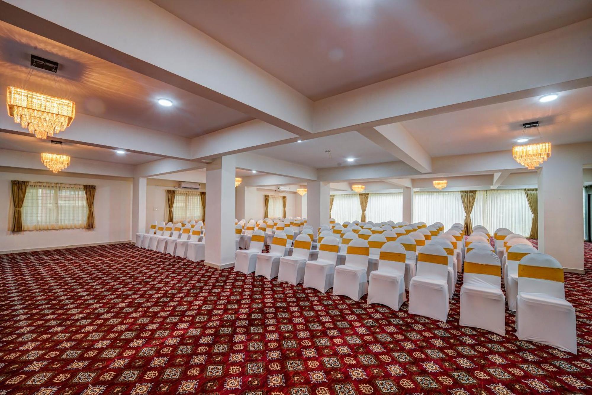 The Emerald Inn Bangalore Ngoại thất bức ảnh
