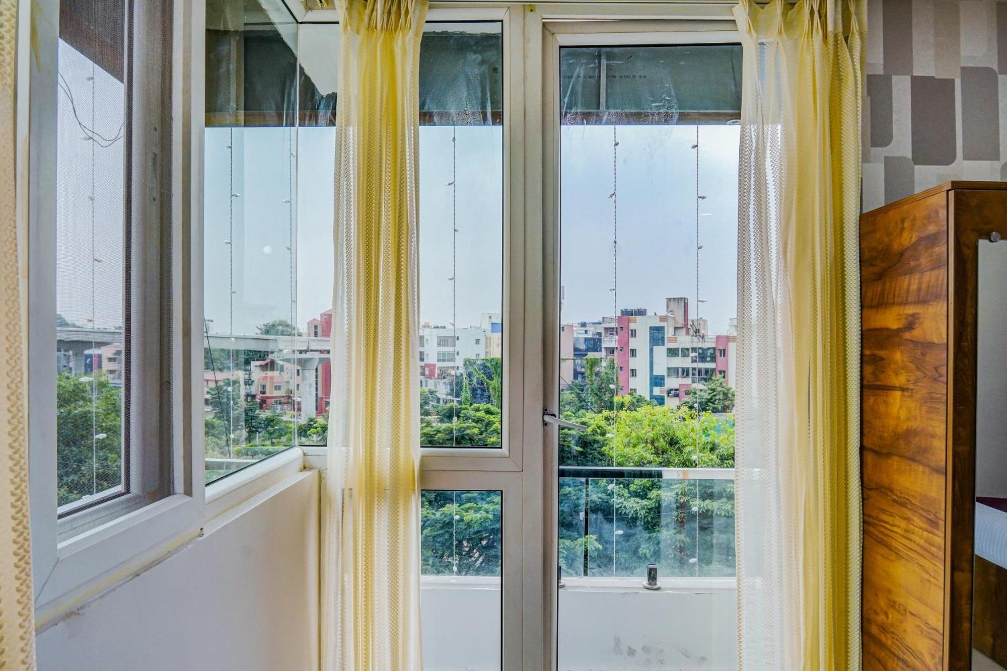 The Emerald Inn Bangalore Ngoại thất bức ảnh