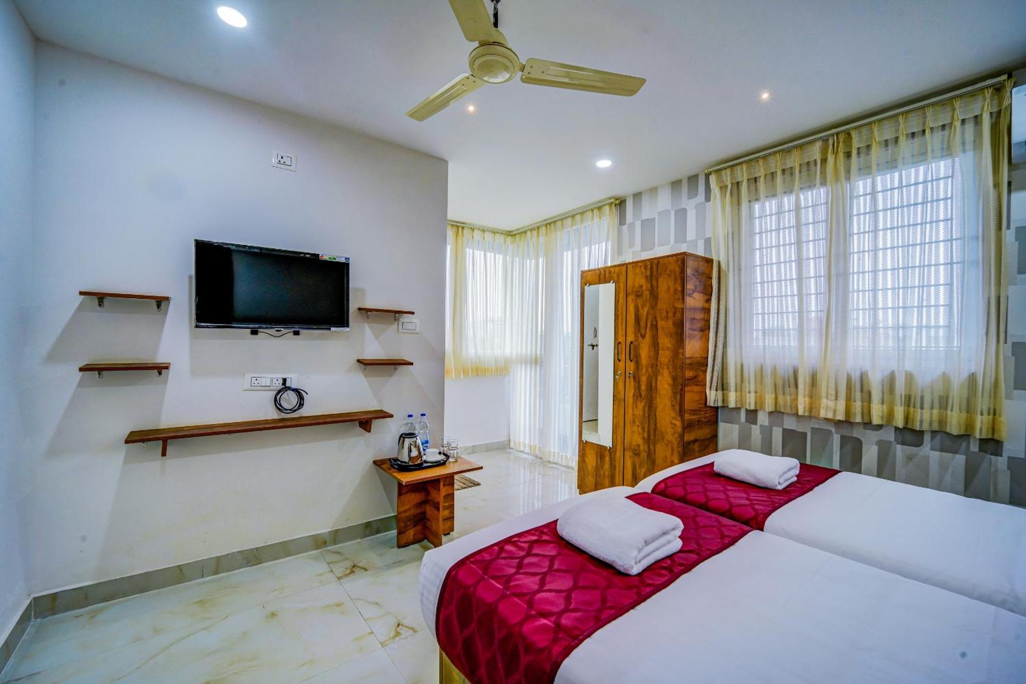 The Emerald Inn Bangalore Ngoại thất bức ảnh