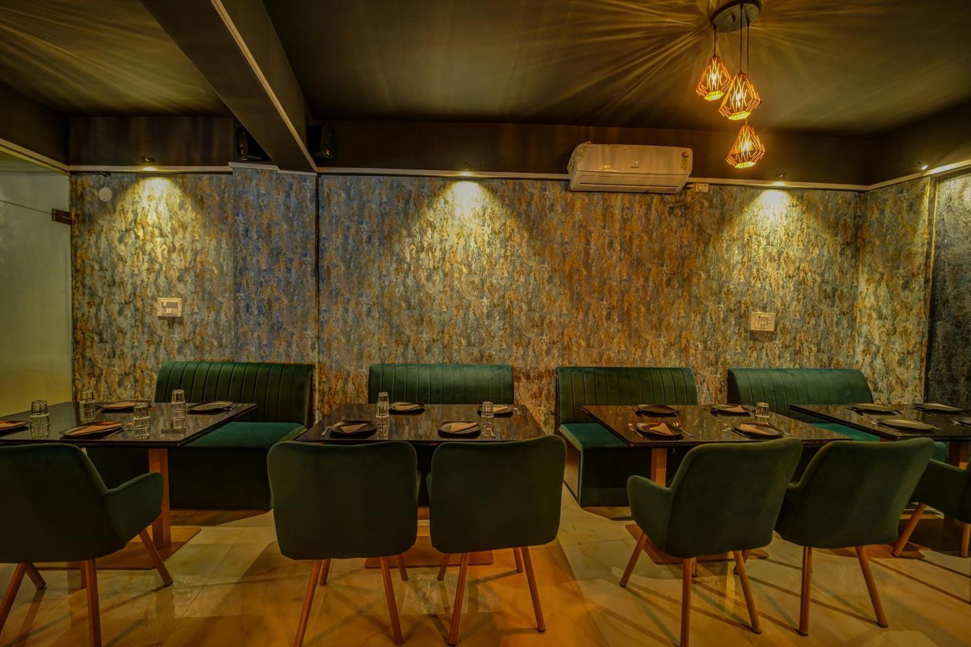 The Emerald Inn Bangalore Ngoại thất bức ảnh